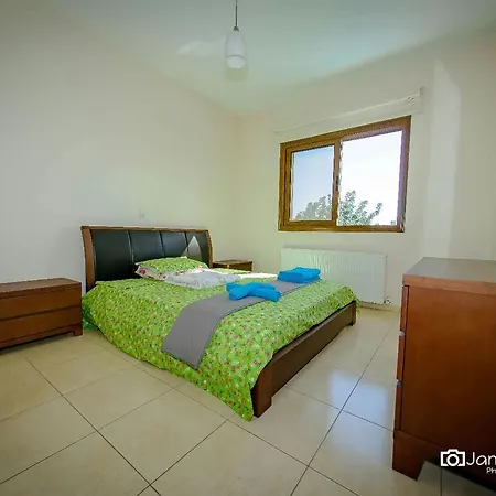 Luxury Family Detached House Βίλα