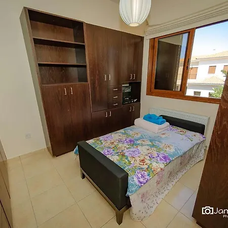 Luxury Family Detached House
