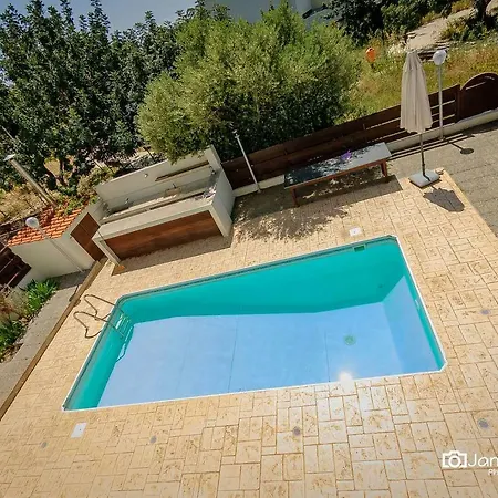 Luxury Family Detached House *